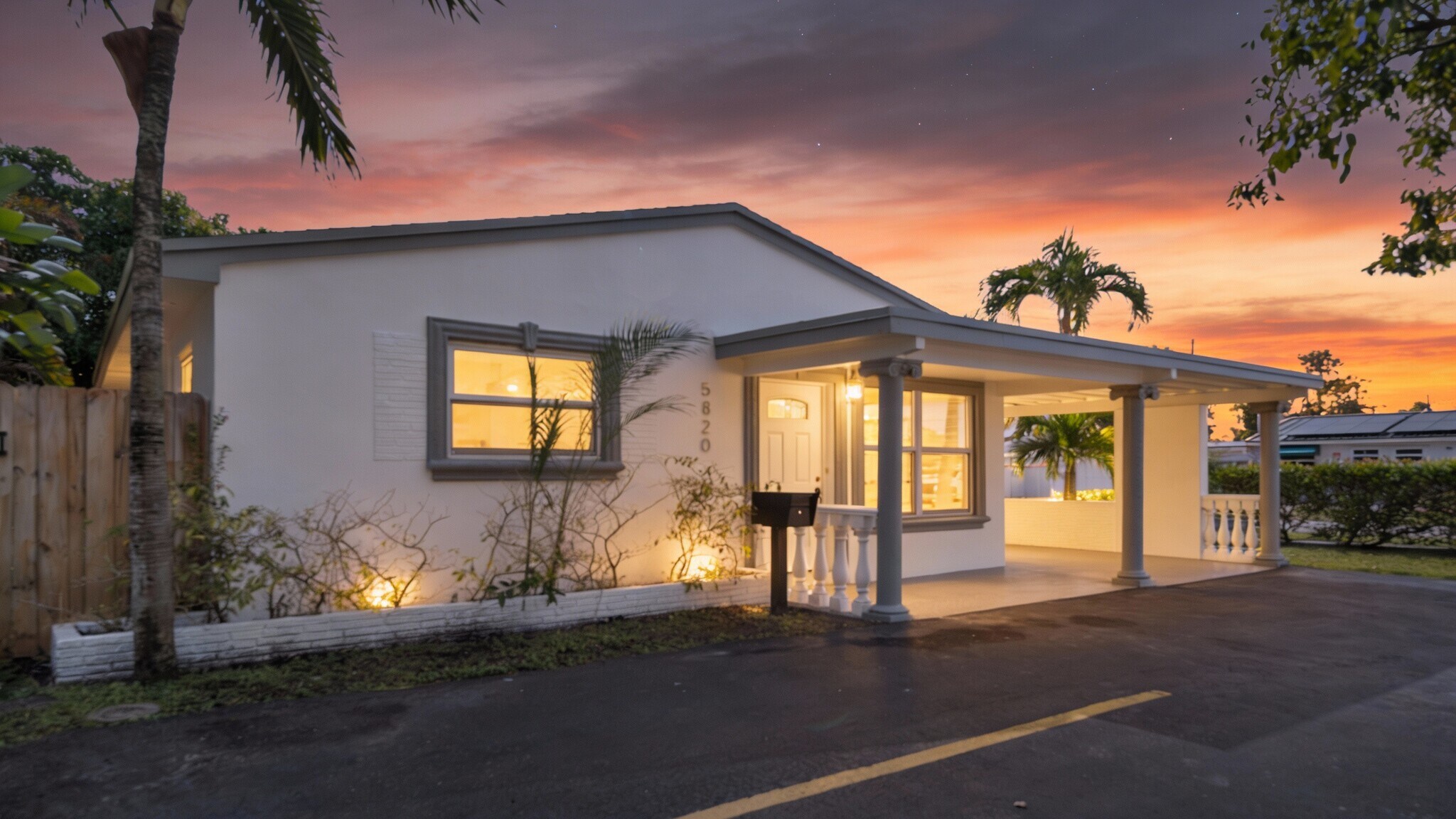 5820 Sheridan St, Hollywood, FL à louer Photo principale– Image 1 sur 46