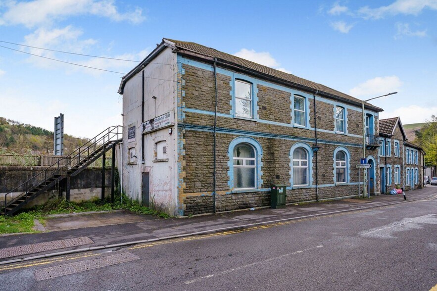 69 Cymmer Rd, Porth à vendre - Photo de l’immeuble – Image 2 sur 12