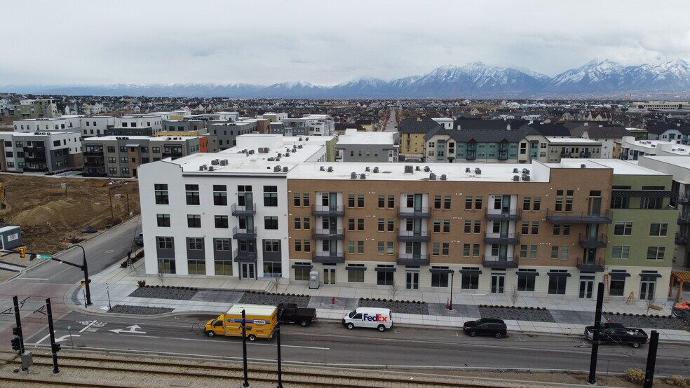 11321 South Grandville, South Jordan, UT à louer - Photo de l’immeuble – Image 3 sur 4
