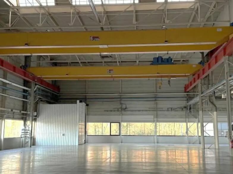 Local d’activités dans Étupes à louer - Photo intérieure – Image 3 sur 3