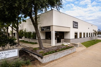 Plus de détails pour 1865 Summit Ave, Plano, TX - Local d'activités à louer