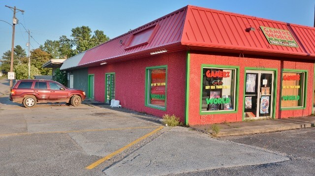 2320 N Memorial Pky, Huntsville, AL à vendre - Photo de l’immeuble – Image 3 sur 8