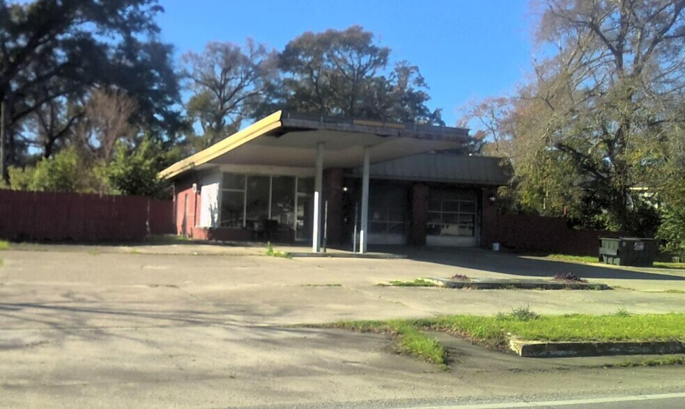 3709 W Jackson St, Pensacola, FL à vendre - Photo principale – Image 1 sur 5