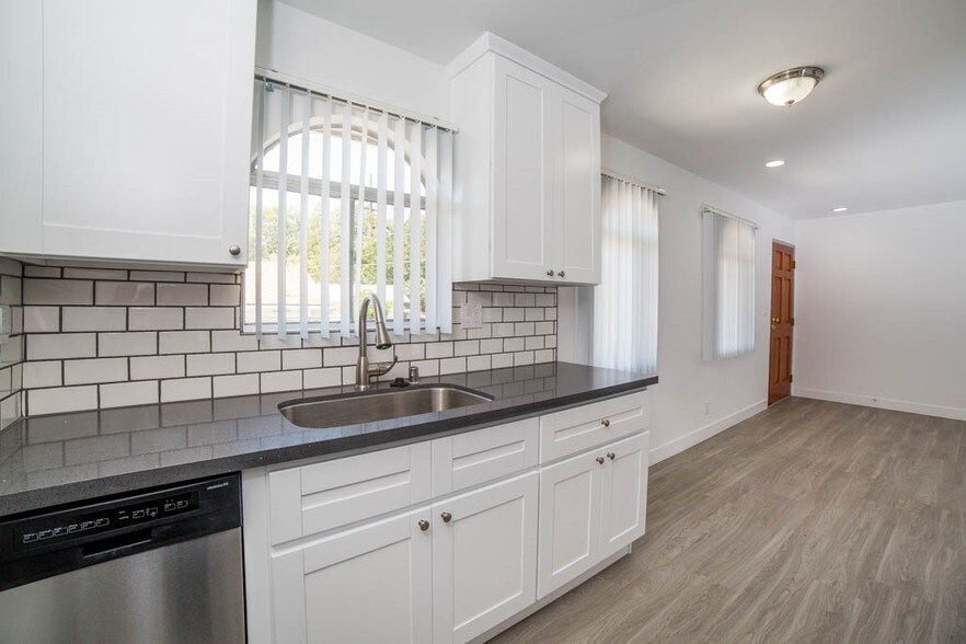 508 N Ardmore Ave, Los Angeles, CA à vendre - Photo de l’immeuble – Image 2 sur 20