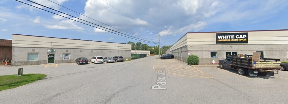 6515 Transit Rd, Bowmansville, NY à louer - Photo de l’immeuble – Image 1 sur 4
