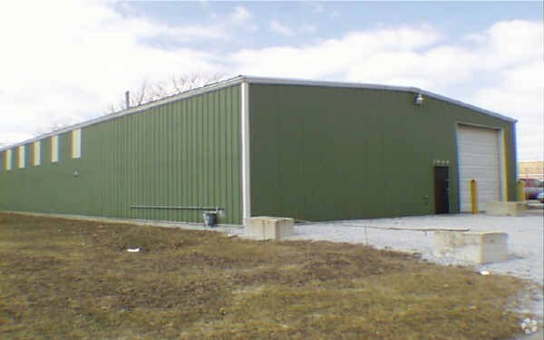 3008 Louis Sherman Dr, Steger, IL à vendre - Photo de l’immeuble – Image 1 sur 4