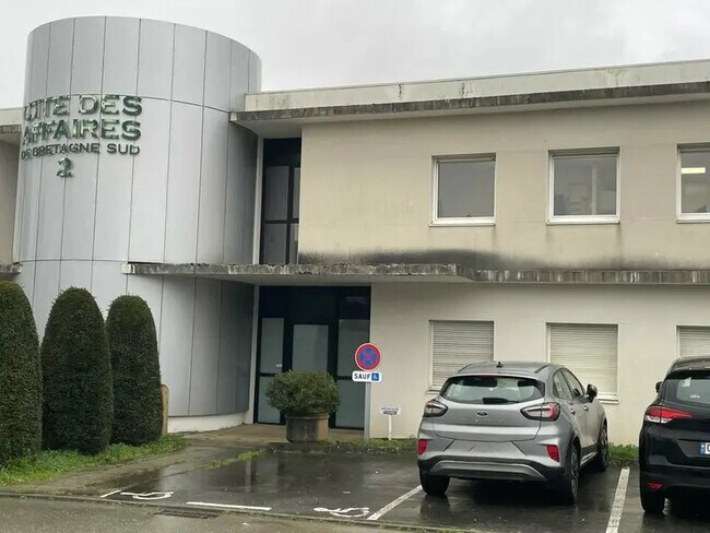 Plus de détails pour Bureau à louer