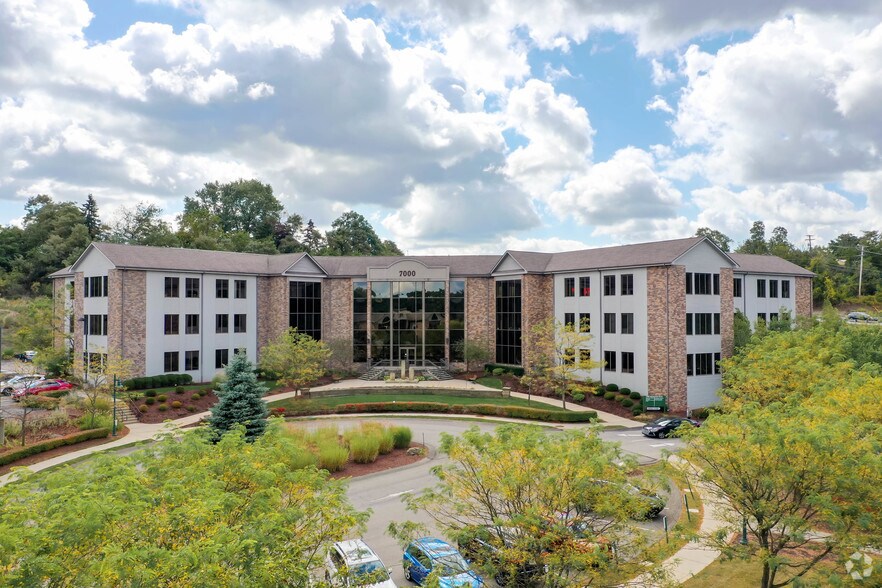 7000 Stonewood Dr, Wexford, PA à louer - Photo de l’immeuble – Image 1 sur 7