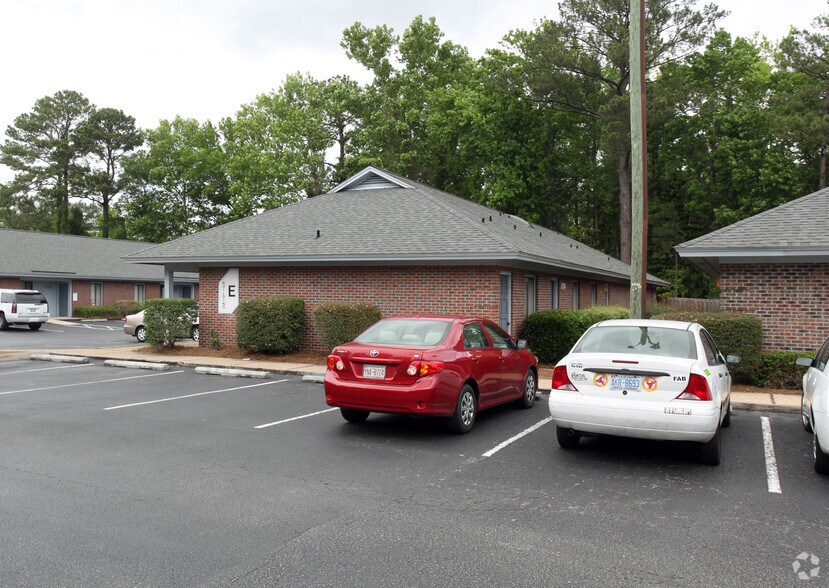 108 N Kerr Ave, Wilmington, NC à vendre - Photo de l’immeuble – Image 2 sur 3