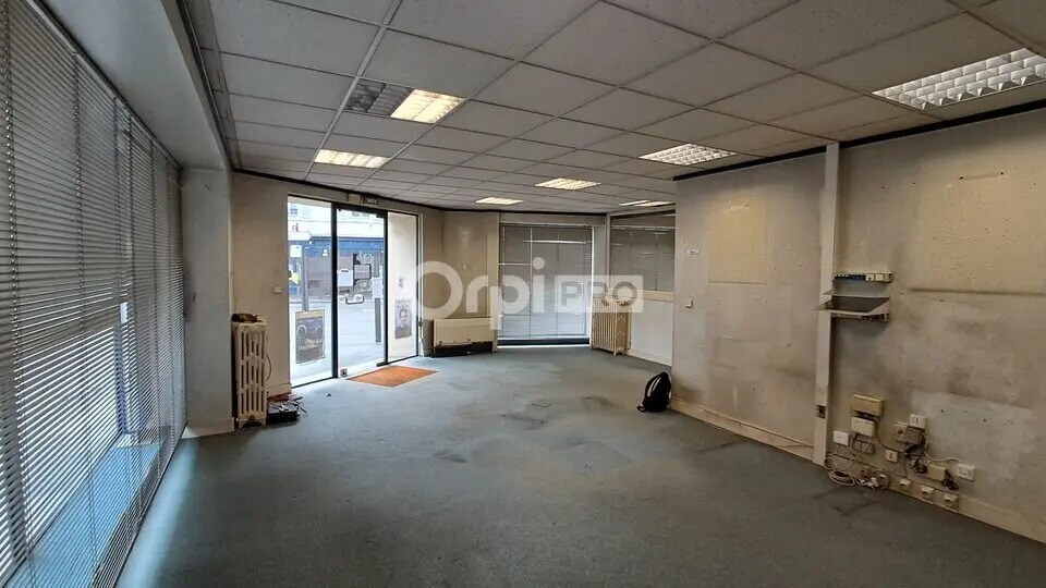 Bureau dans Pau à louer - Photo de l’immeuble – Image 3 sur 4