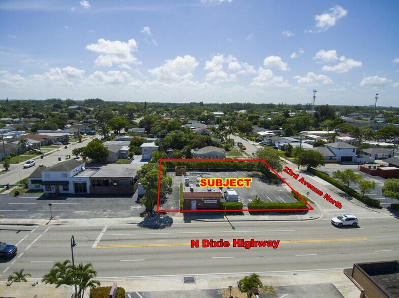 2211 N Dixie Hwy, Lake Worth, FL à vendre - Photo de l’immeuble – Image 1 sur 12