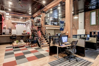 308-316 Occidental Ave S, Seattle, WA à louer Photo intérieure– Image 1 sur 7