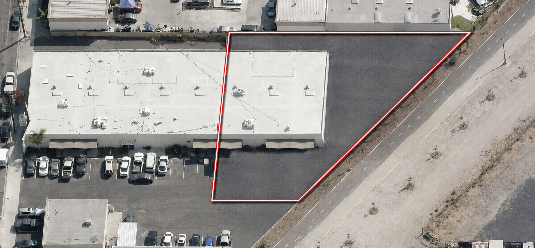 10692 Stanford Ave, Garden Grove, CA à louer Photo de l’immeuble– Image 1 sur 3