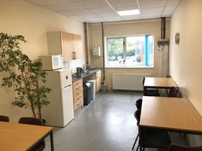 10-16 Little Balmer, Buckingham à louer Photo intérieure– Image 2 sur 2