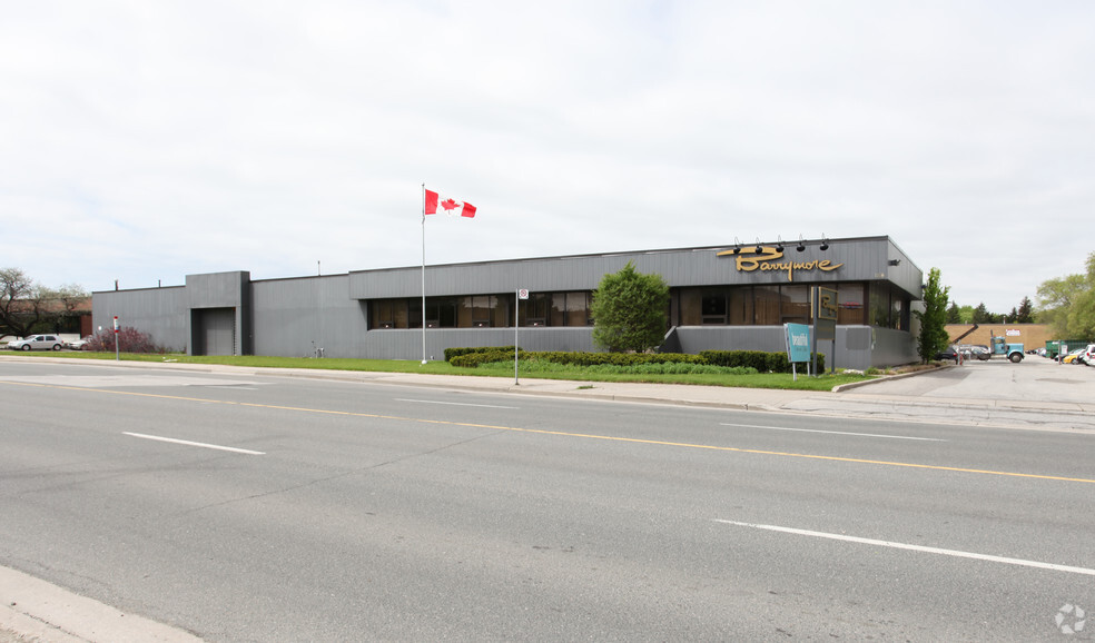 1168 Caledonia Rd, Toronto, ON à louer - Photo principale – Image 1 sur 2