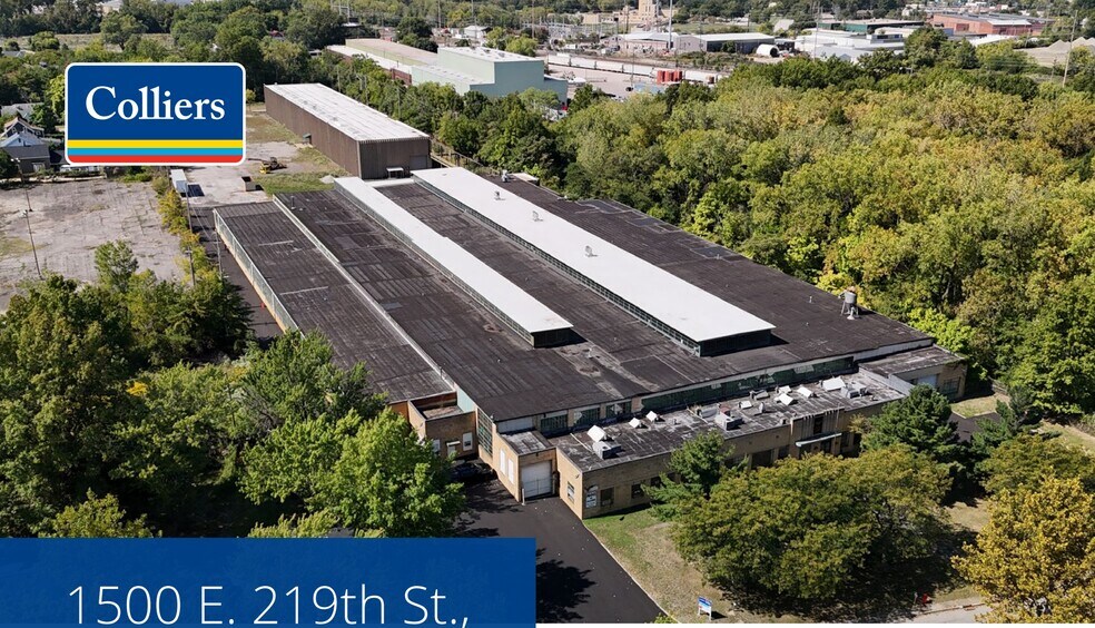 1500 E 219th St, Euclid, OH à louer - Photo de l’immeuble – Image 1 sur 17