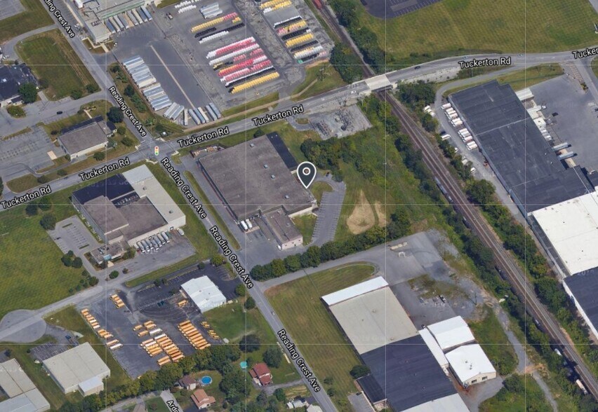 4101 Reading Crest Ave, Reading, PA à vendre - Photo principale – Image 1 sur 2