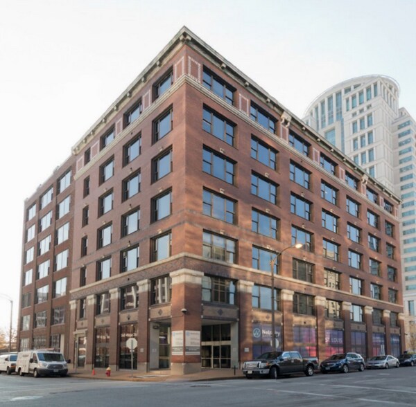 900 Walnut St, Saint Louis, MO à louer - Photo de l’immeuble – Image 2 sur 3