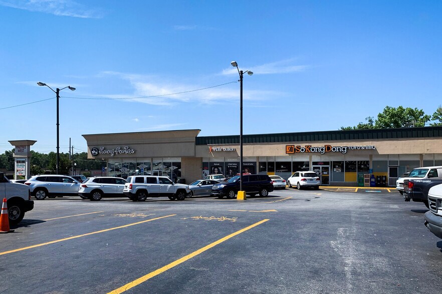 5280 Buford Hwy NE, Atlanta, GA à louer - Photo de l’immeuble – Image 2 sur 7