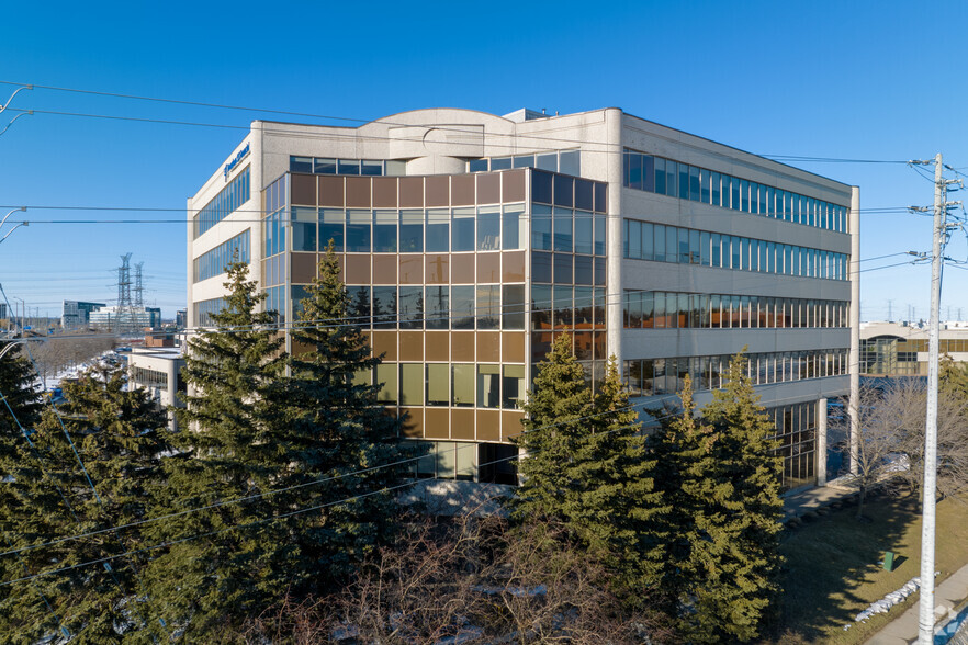 3760 14th Ave, Markham, ON à louer - Photo de l’immeuble – Image 2 sur 6