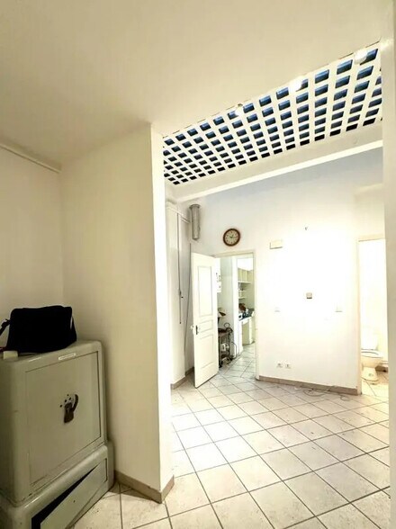 Bureau dans Paris à louer - Photo de l’immeuble – Image 3 sur 3