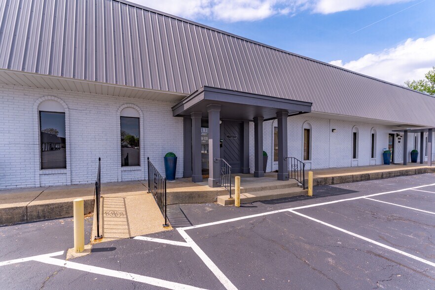 2816 Veach Rd, Owensboro, KY à vendre - Photo de l’immeuble – Image 2 sur 8