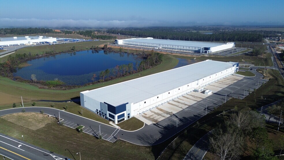20229 O’Brien Rd, Groveland, FL à vendre - Photo de l’immeuble – Image 2 sur 3