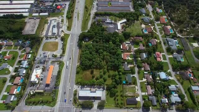 1908 Hypoluxo Rd, Lantana, FL à vendre - Vidéo sur l’annonce professionnelle – Image 1 sur 14
