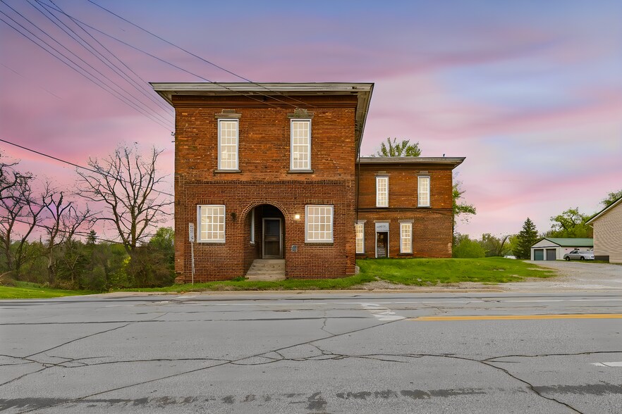 2699 E Center St, North Kingsville, OH à vendre - Photo de l’immeuble – Image 2 sur 54