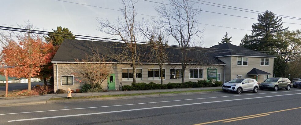 24111 NE Halsey St, Wood Village, OR à louer - Photo de l’immeuble – Image 1 sur 6