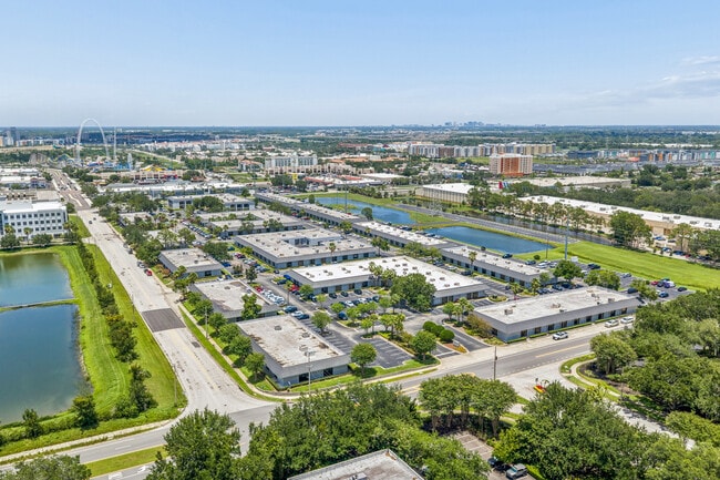 Plus de détails pour 7041 Grand National Dr, Orlando, FL - Bureau, Local d'activités à louer
