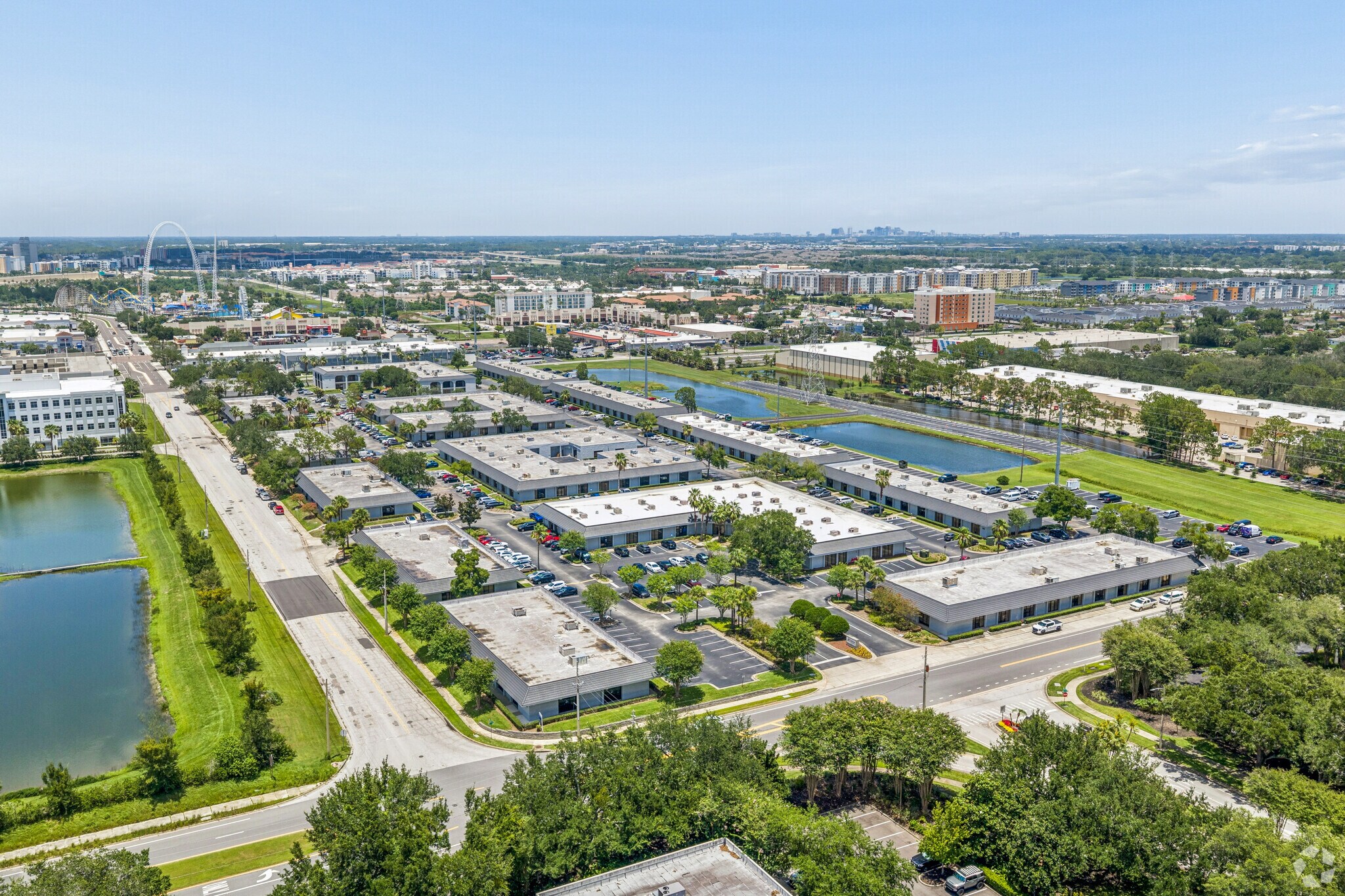 7041 Grand National Dr, Orlando, FL à louer Photo de l’immeuble– Image 1 sur 19