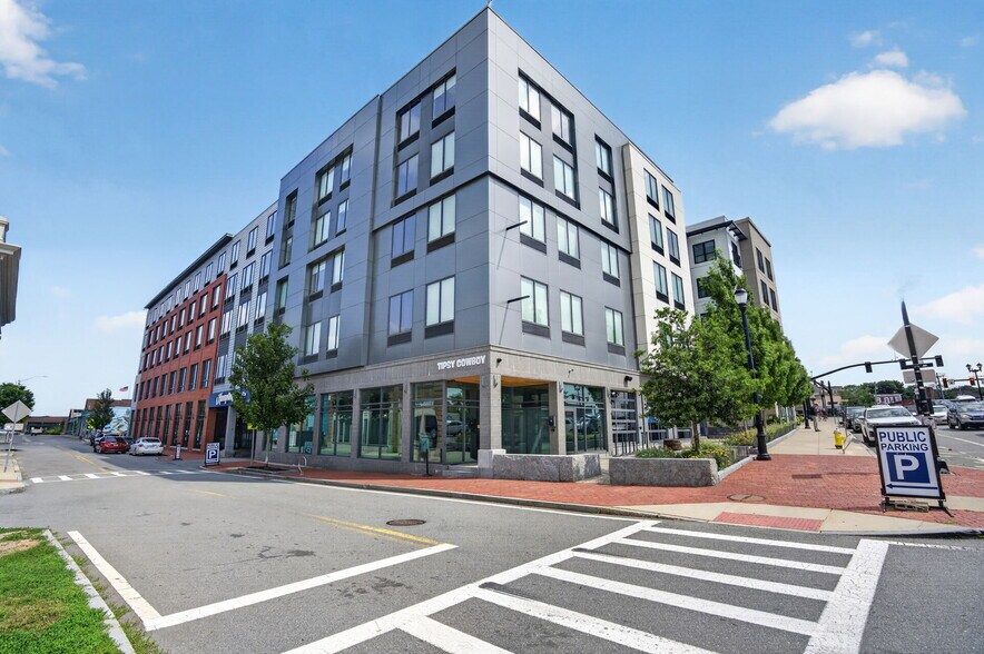 231 Washington St, Salem, MA à louer - Photo principale – Image 1 sur 1