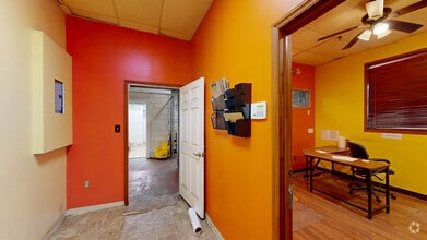 1153 W Elizabeth Ave, Linden, NJ à louer Numérisation 3D Matterport– Image 1 sur 13