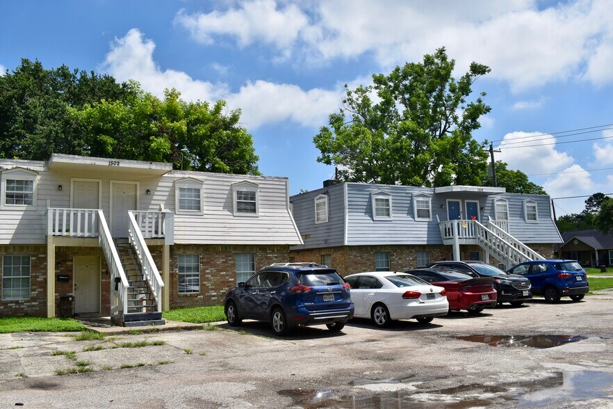 1500-1502 Oleander Dr, La Marque, TX à vendre - Photo de l’immeuble – Image 2 sur 15