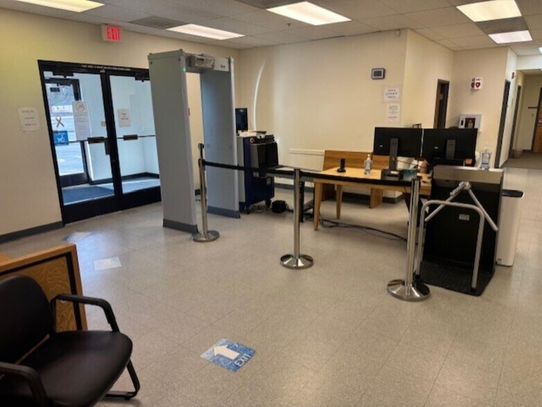 200 Gossett Dr, Aztec, NM à vendre - Photo intérieure – Image 2 sur 4