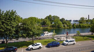 Plus de détails pour 299 Rue Victoria, Salaberry-de-valleyfield, QC - Local commercial à vendre
