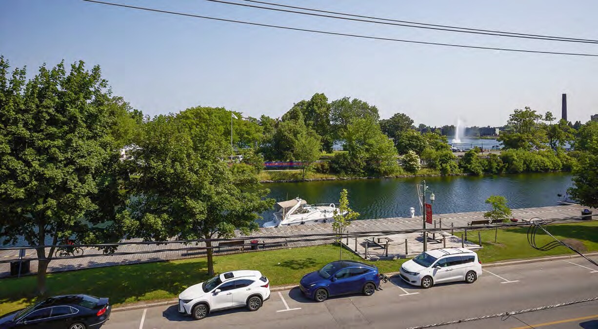 299 Rue Victoria, Salaberry-de-valleyfield, QC à vendre Photo principale– Image 1 sur 15