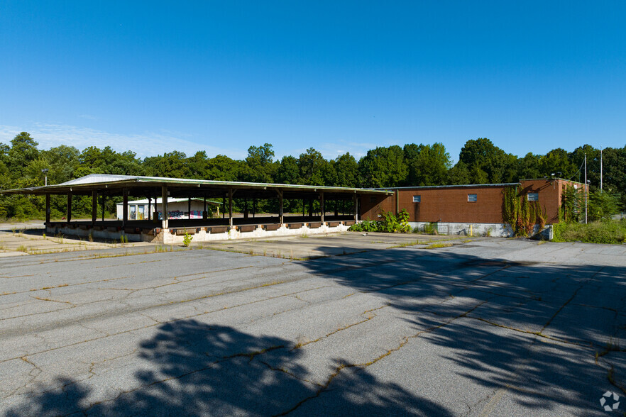6110 US-1, Bensley, VA, Richmond, VA à louer - Photo de l’immeuble – Image 3 sur 5