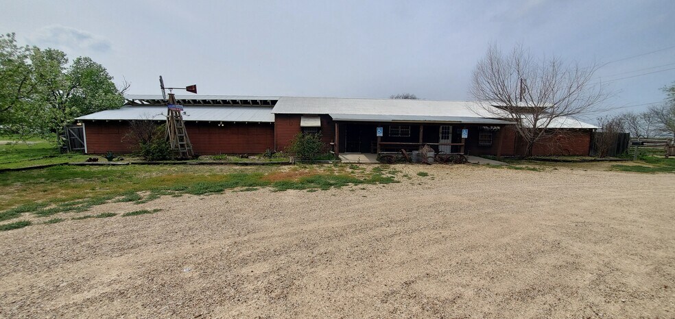 1616 Farmers Rd, Burlington, TX à vendre - Photo de l’immeuble – Image 3 sur 24