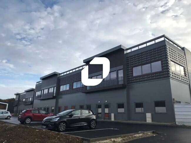 Plus de détails pour Bureau, Local d'activités à louer