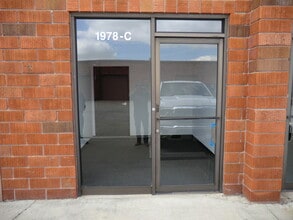 1972-1996 W Del Amo Blvd, Torrance, CA à louer Photo intérieure– Image 2 sur 8