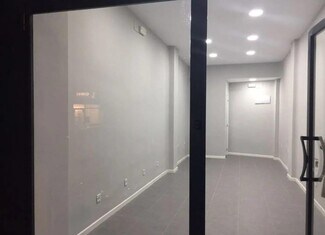 Plus de détails pour Local commercial à louer