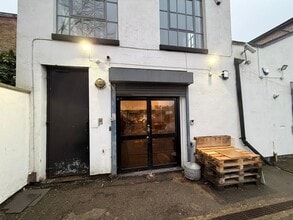 21-22 Turle Rd, Londres à louer Photo intérieure– Image 2 sur 5