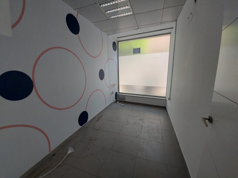 Local commercial dans El Ejido, Almería à louer - Photo de l’immeuble – Image 3 sur 13