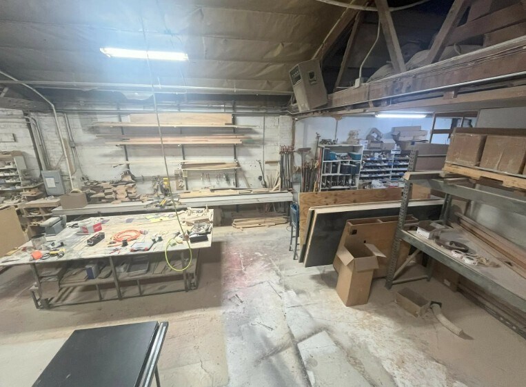 5245 W Diversey Ave, Chicago, IL à louer - Photo de l’immeuble – Image 3 sur 13