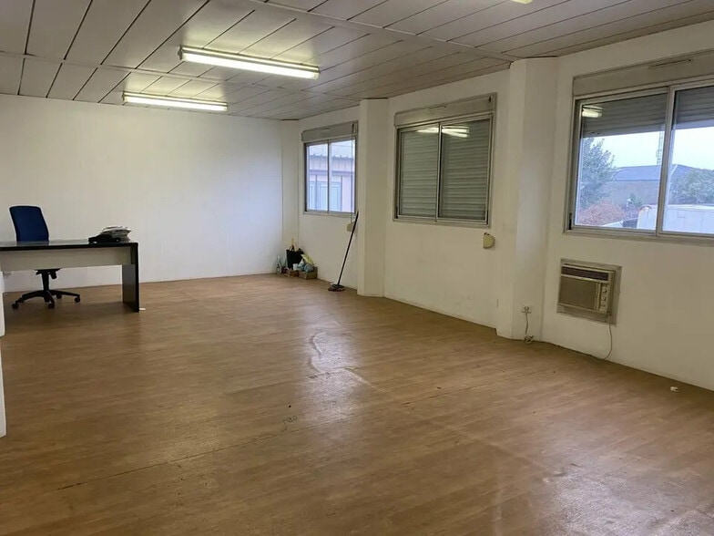 Bureau dans Pantin à louer - Photo intérieure – Image 1 sur 5