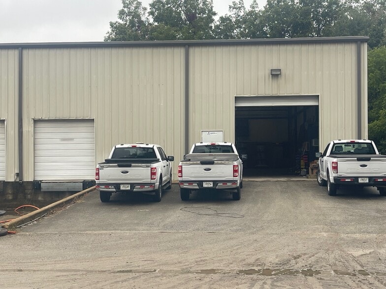 71 Fairway Blvd, Jackson, TN à louer - Photo de l’immeuble – Image 2 sur 6