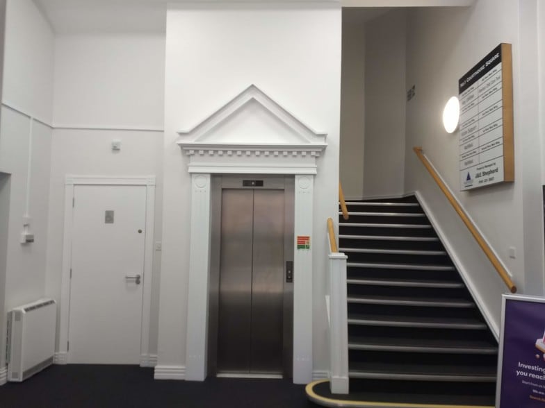 1 Courthouse Sq, Dundee à louer - Photo intérieure – Image 3 sur 3