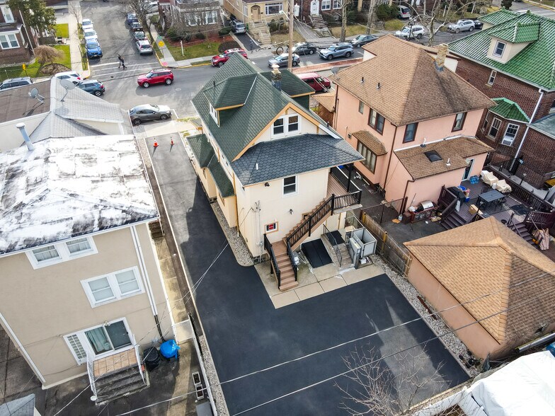 518 79th St, North Bergen, NJ à vendre - Photo de l’immeuble – Image 2 sur 29
